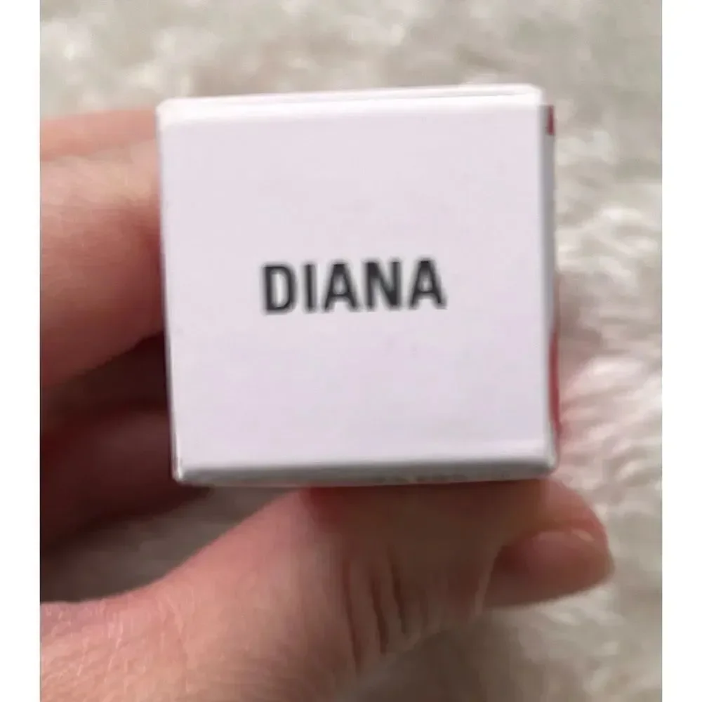 NIB UOMA Beauty Badass Icon Concentrated Matte Lipstick in Diana - Brick Red